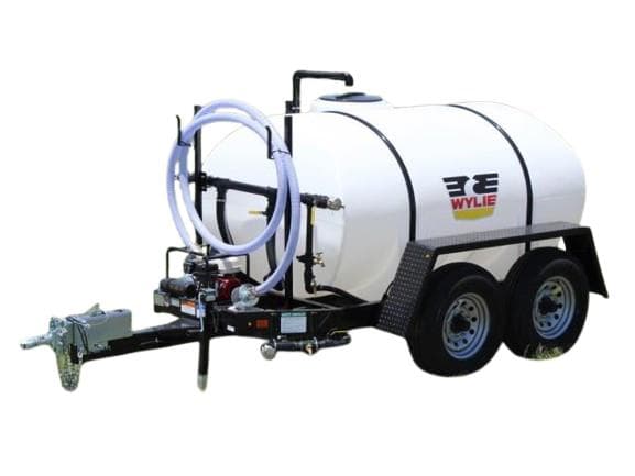 800 GALLON WATER TRAILER